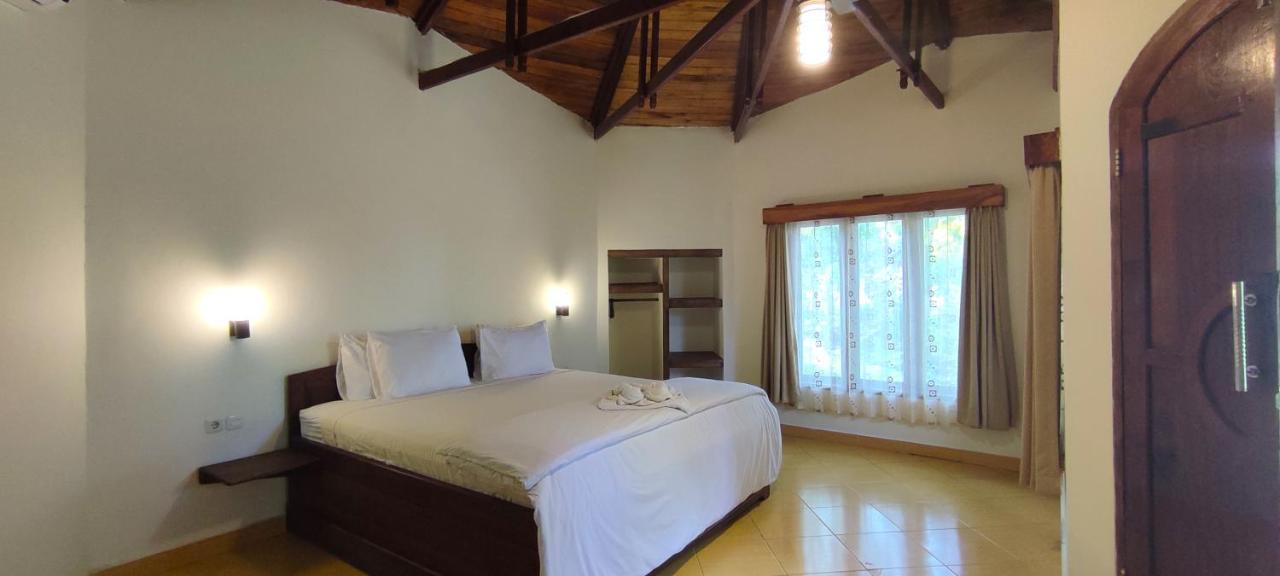Bara Beach Bungalows Bira Exterior photo