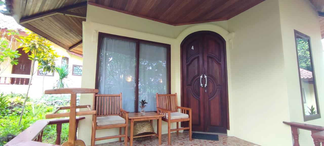 Bara Beach Bungalows Bira Exterior photo
